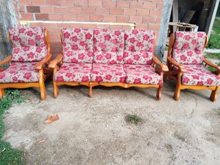 Sofá y sillones madera pino antiguos