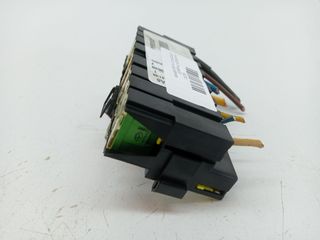 CAJA RELES / FUSIBLES CITROEN C3 (13)