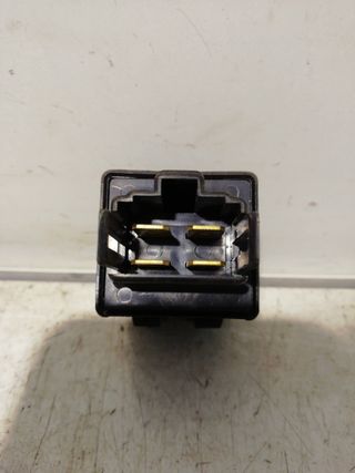 RELE MITSUBISHI MONTERO (V20/V40)