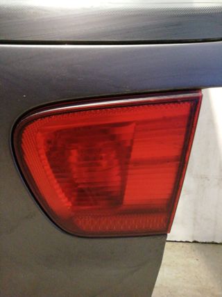 PILOTO TRASERO DERECHO INTERIOR SEAT IBIZA (6K)