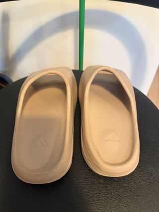 Chanclas Adidas Yeezy Slide Beige Talla 44