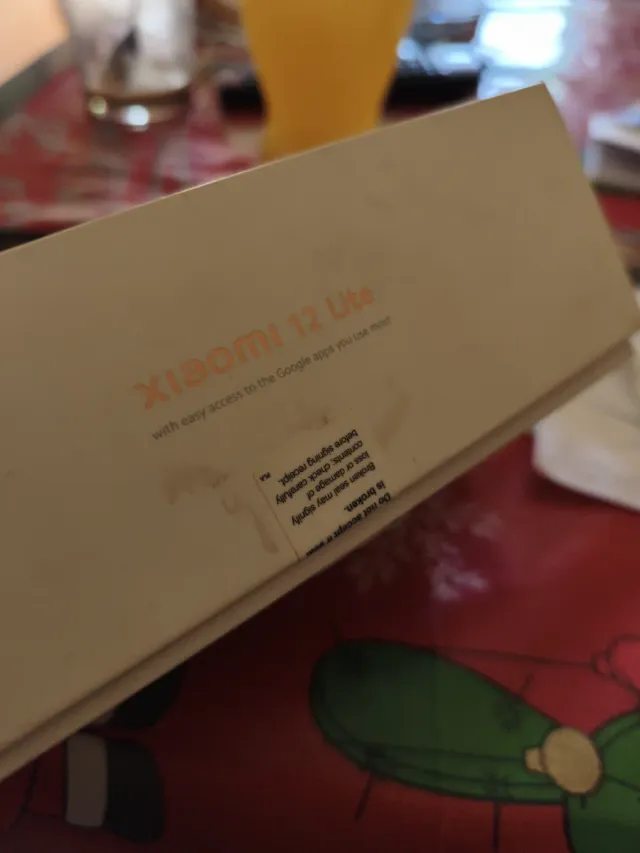 Móvil Xiaomi 12 Lite Negro/Rojo