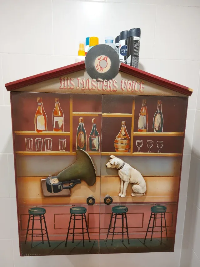 Mueble de baño His Master's Voice