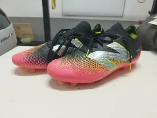 Botas Fútbol New Balance Tekela talla 44-45