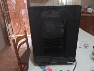 Vinoteca La Sommelière Negra