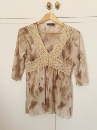 Blusa de manga 3/4 con encaje