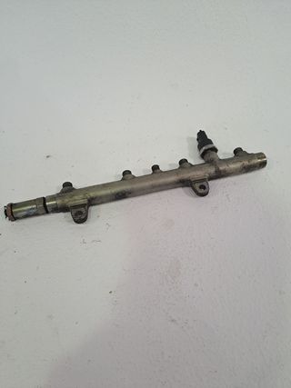 RAMPA INYECTORA FERRARI 360 (F131) (2)