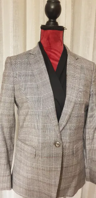 Camiseta cruzada negra manga larga