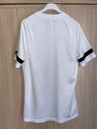 Camiseta Deportiva Nike Blanca Talla M