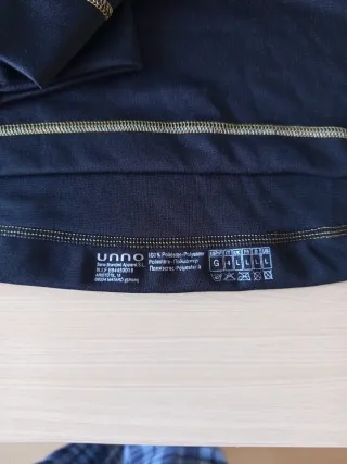 Camiseta térmica negra UNNO