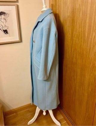 Abrigo lana Zara azul. Oversize.