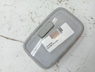 LUZ INTERIOR KIA STONIC (18)