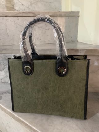 Borsa Coveri World