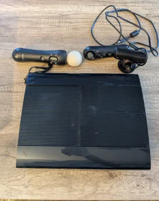 PS3 Super Slim + Accesorios PlayStation Move