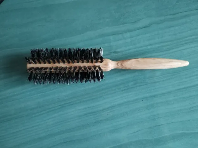 Plancha de pelo OK. roja y negra