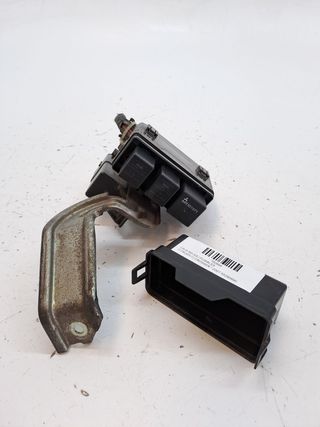 CAJA RELES / FUSIBLES CITROEN C-CROSSER (3)