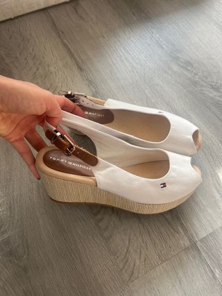 Sandalias Tommy Hilfiger blancas talla 37