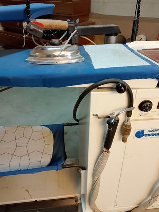 Tavolo stiro professionale aspi/vaporizzante