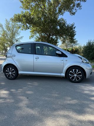 Totoya Aygo 2010