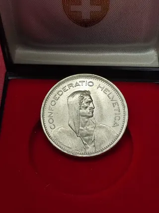 5 Francos Suiza con Caja 1969