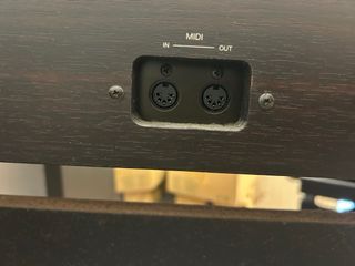 Piano Eléctrico Yamaha Clavinova CLP-153SG