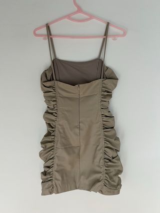 Vestido Zara Beige Fruncido