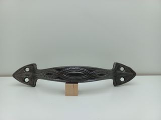 Tirador puerta antiguo decorado