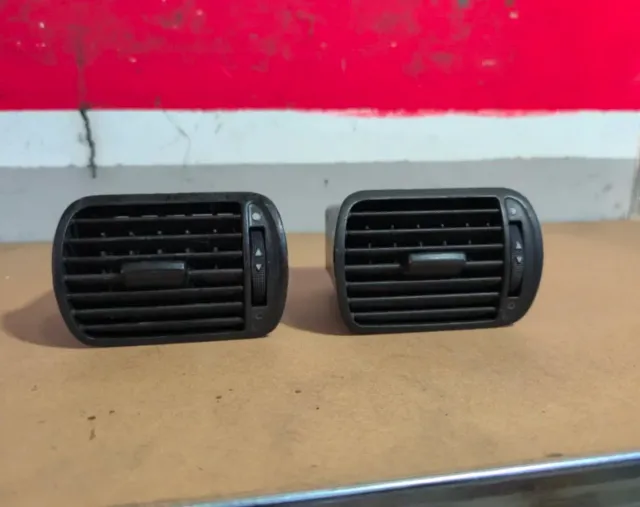 Rejilla Ventilación Audi A3 8L0 820 901