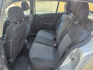 Opel Astra 2004