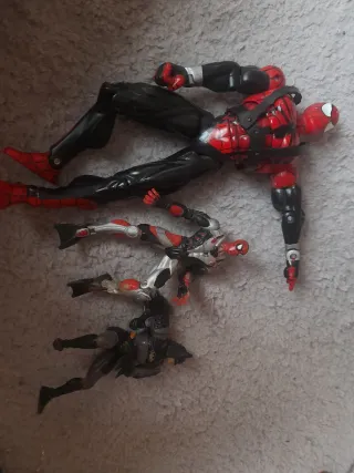 Figuras de acción Spiderman y Batman
