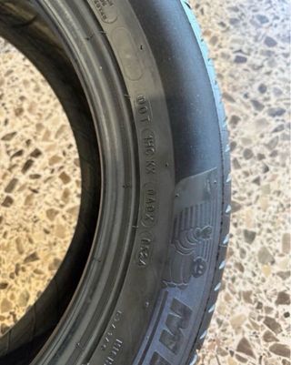 Neumático Michelin 215/60 R17 96H