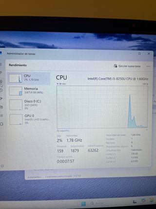 Portatil Lenovo V330 i5 8a gen