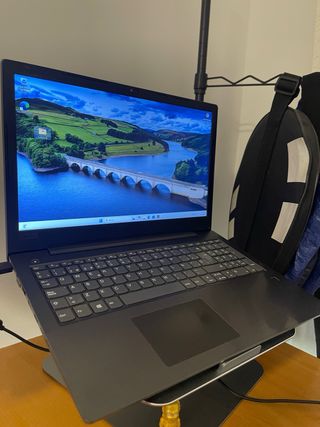 Portatil Lenovo V330 i5 8a gen