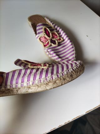 Sandalias Castañer abiertas