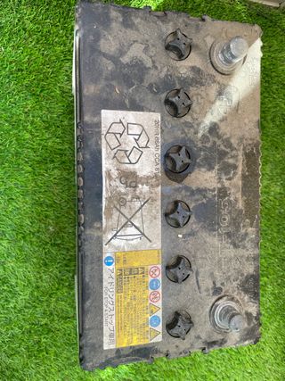 Batería usada T-105 86Ah 12V
