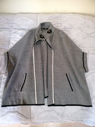 Poncho marca Parfois