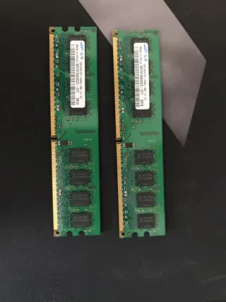2x 2GB DDR2 Samsung RAM PC2-6400