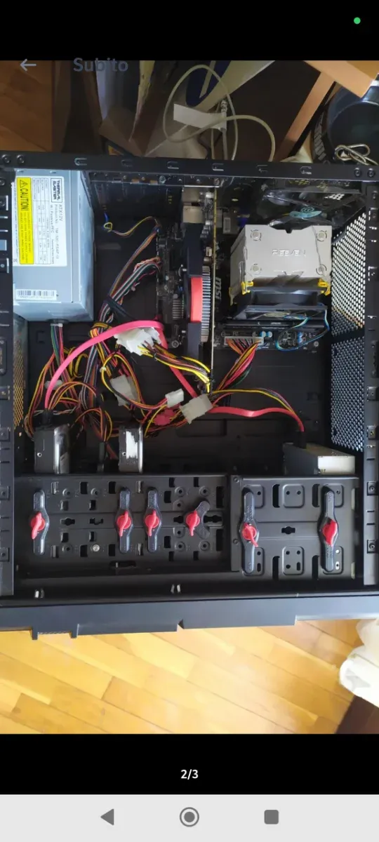 PC Desktop Thermaltake i3