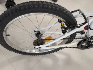 Bicicleta Rockrider Blanca