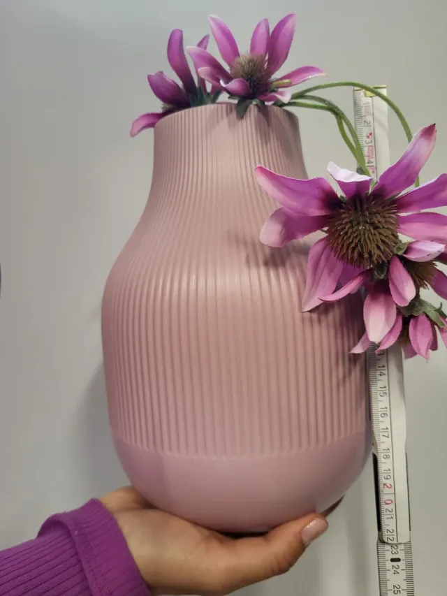 Jarrón rosa decorativo moderno