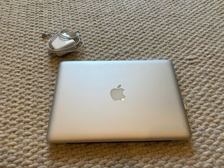 Apple MacBook Pro Plata