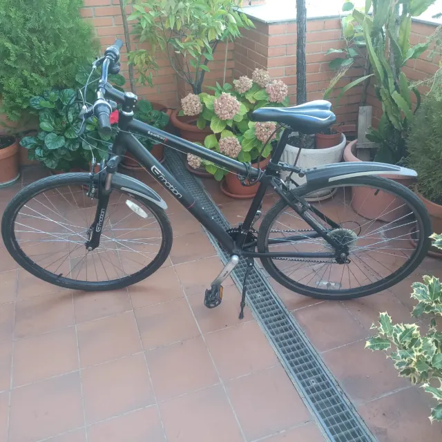 Bicicleta Campo-Ciudad Adulto marca BH
