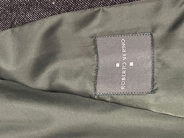 Abrigo de paño caballero color gris.Roberto Verino