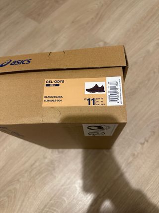 Zapatillas New Balance Negras y Grises