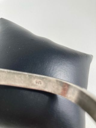 Pulsera rígida de plata