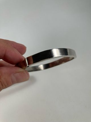 Pulsera rígida de plata