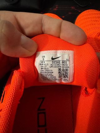 Nike DZ2611-801 Talla 42,5 EU Naranja