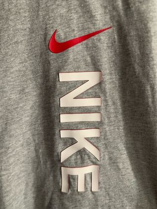 Camiseta Nike Gris y Azul