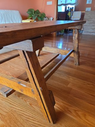 Mesa de madera maciza rústica
