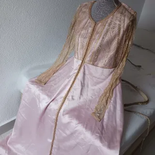 Caftán rosa y dorado con cinturón M,L